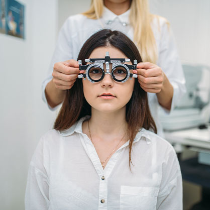 adult_02 Vision Specialists - Could it be my eyes?